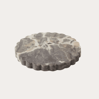 Levanto Scalloped Marble Round Tray